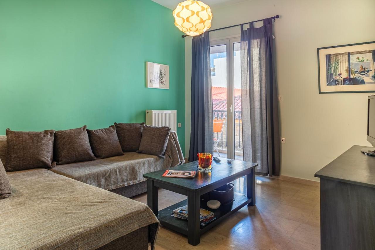 Erika'S Oasis - Stylish Gem Inthe Heart Of History Kalamata Exterior foto